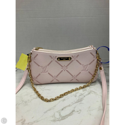 Crossbody Luxury Designer By Louis Vuitton, Size: Medium
