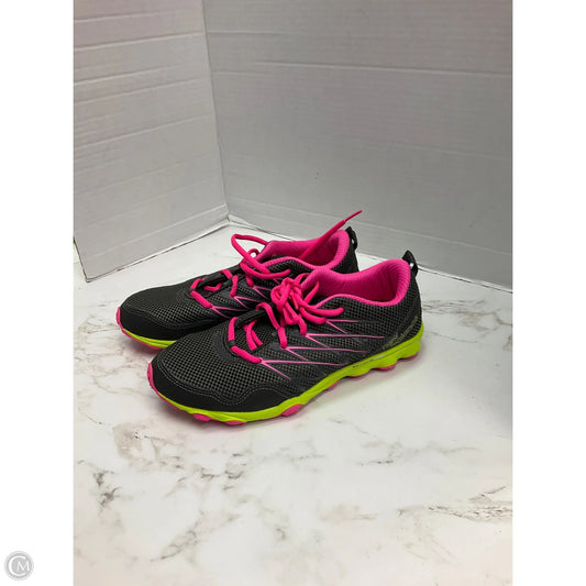 Shoes Athletic By New Balance In Grey & Pink, Size: 7.5