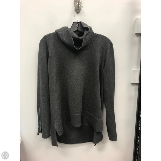 Top Long Sleeve By Cable And Gauge In Grey, Size: L