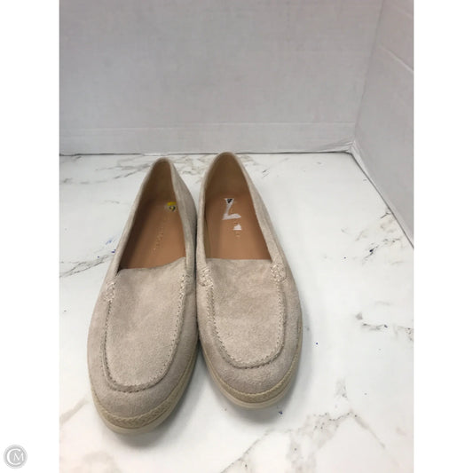 Shoes Flats By Marc Fisher In Beige, Size: 9