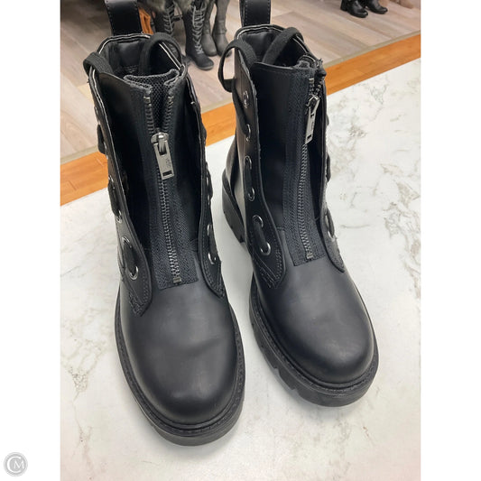 Boots Designer By Ugg In Black, Size: 8