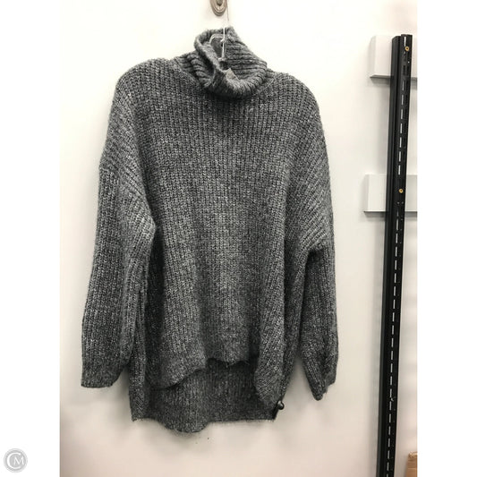 Sweater By Old Navy In Grey, Size: Xl