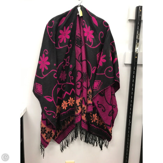 Shawl By Clothes Mentor In Black & Pink