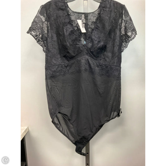 Top Short Sleeve By Torrid In Black, Size: 2x