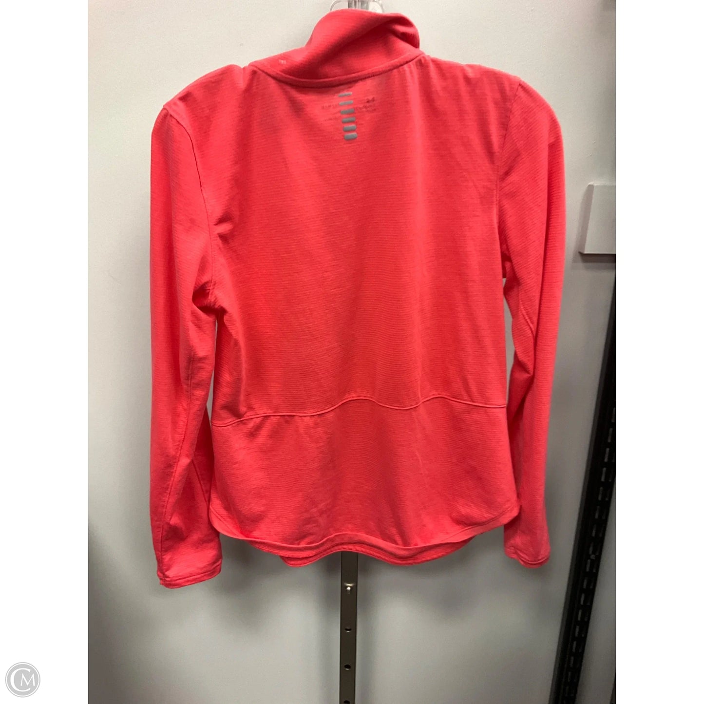 Athletic Top Long Sleeve Collar By Under Armour In Pink, Size: M