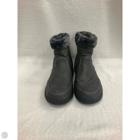 Boots Snow By Khombu In Grey, Size: 8