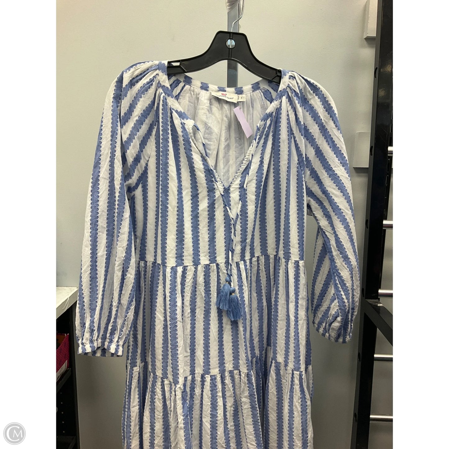 Dress Casual Short By Vineyard Vines In Blue & White, Size: S