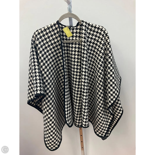 Shawl By Talbots In Black & White, Size: L