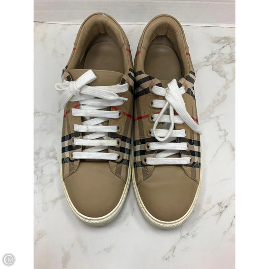 Shoes Luxury Designer By Burberry In Tan, Size: 8.5