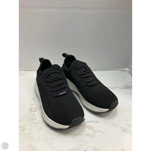 Shoes Athletic By Skechers In Black, Size: 6.5