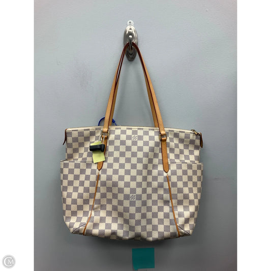 Tote Luxury Designer By Louis Vuitton, Size: Medium