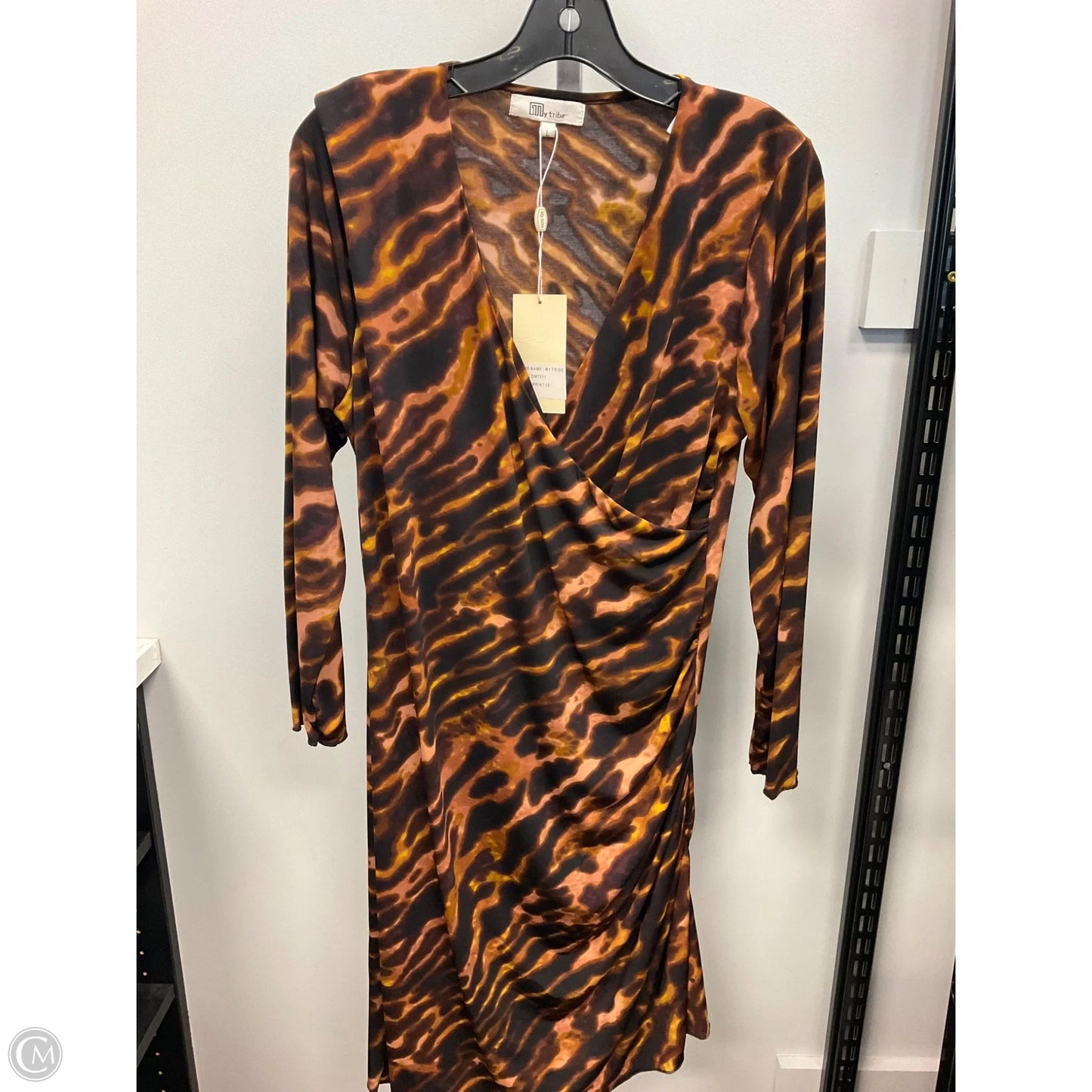 Dress Casual Short By Clothes Mentor In Animal Print, Size: L