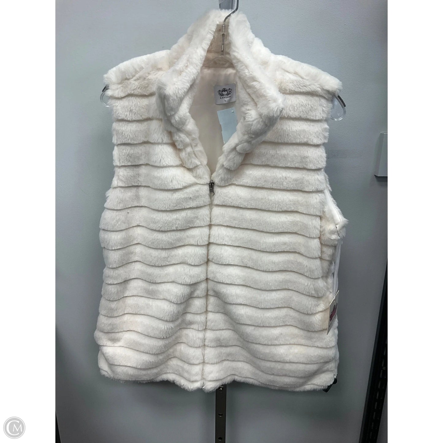 Vest Faux Fur & Sherpa By Clothes Mentor In Cream, Size: L
