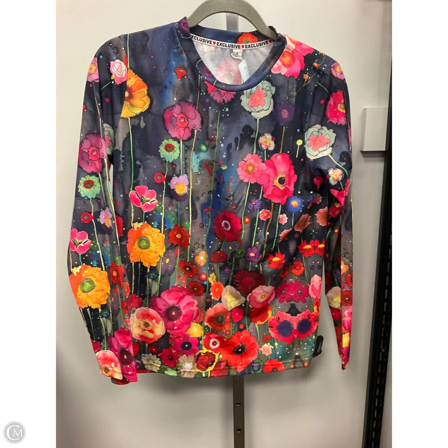 Top Long Sleeve By Exclusive In Floral Print, Size: S