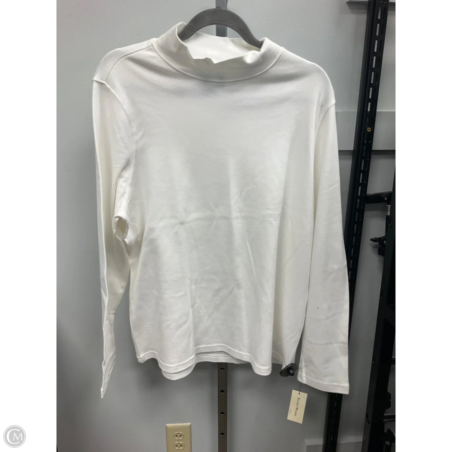Top Long Sleeve By Studio Works In White, Size: 2x