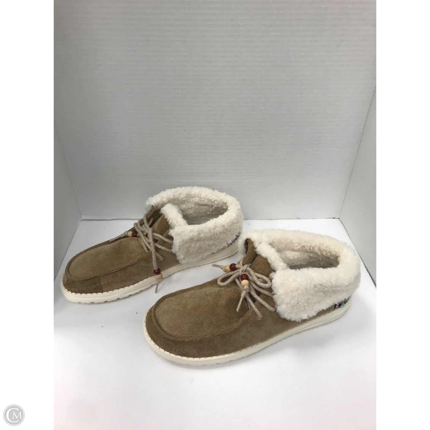 Shoes Flats By Hey Dude In Tan, Size: 11