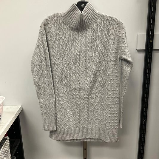 Sweater By Ann Taylor In Grey, Size: Xxs