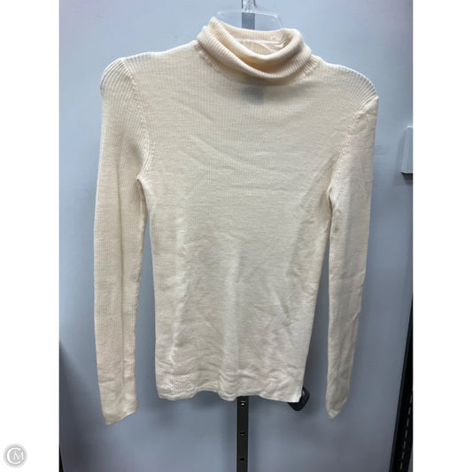 Top Long Sleeve By Uniqlo In Cream, Size: M