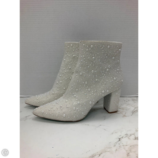 Boots Ankle Heels By Betsey Johnson In White, Size: 9