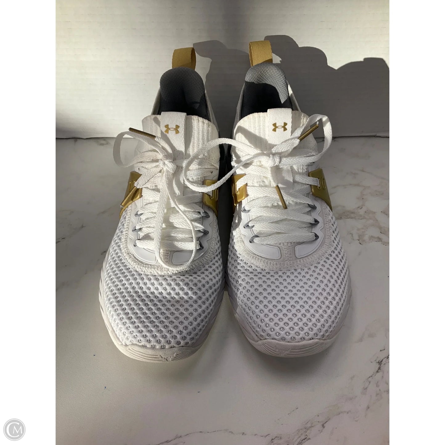 Shoes Sneakers By Under Armour In White, Size: 7.5