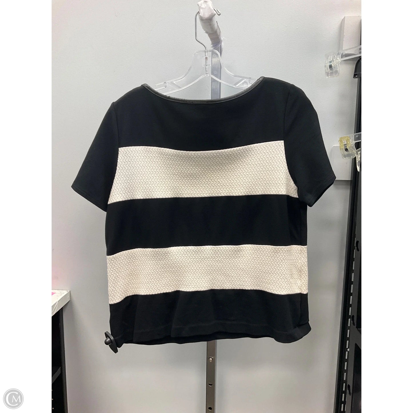 Top Short Sleeve By Express In Blue & Cream, Size: M