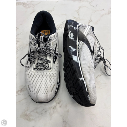 Shoes Athletic By Brooks In Black & White, Size: 9.5
