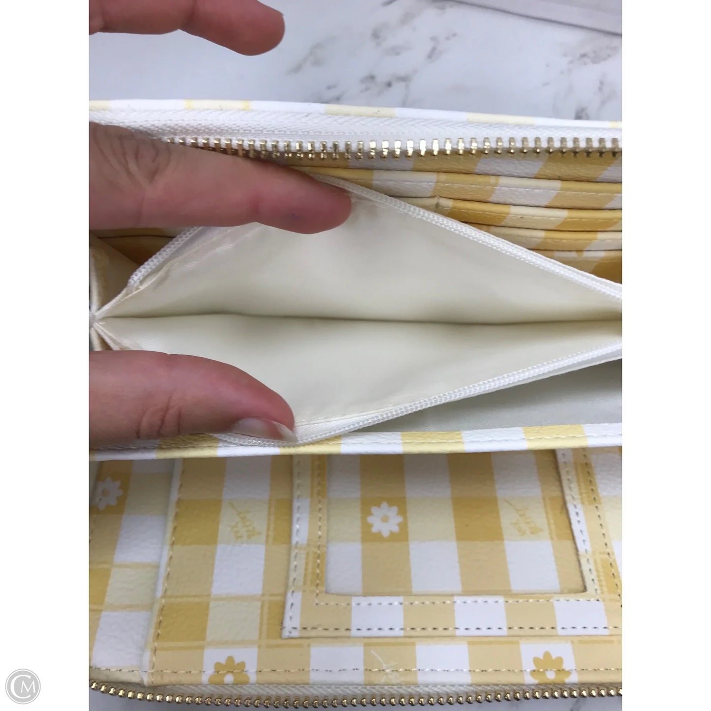 Wristlet By Betsey Johnson, Size: Large