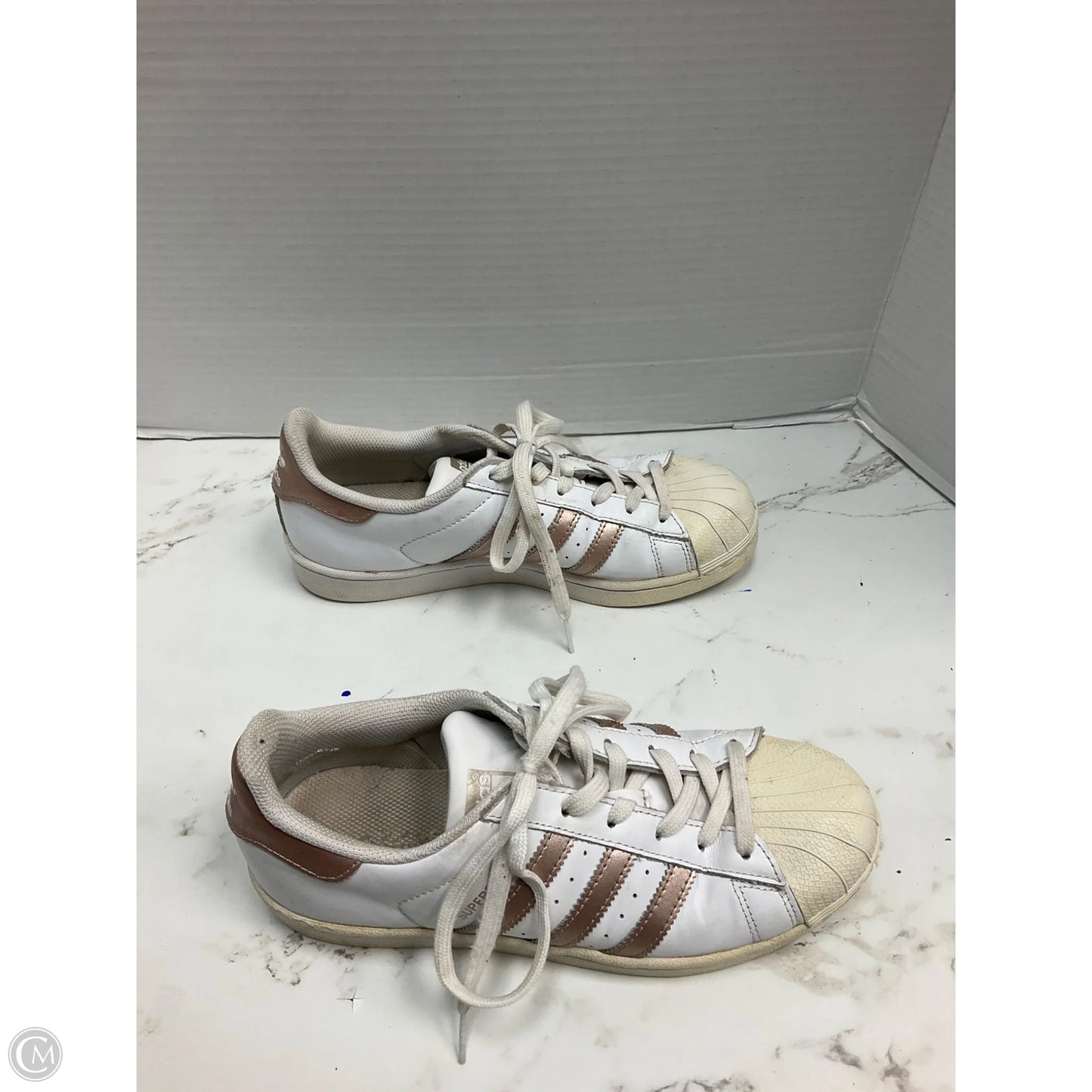 Shoes Sneakers By Adidas In White, Size: 7