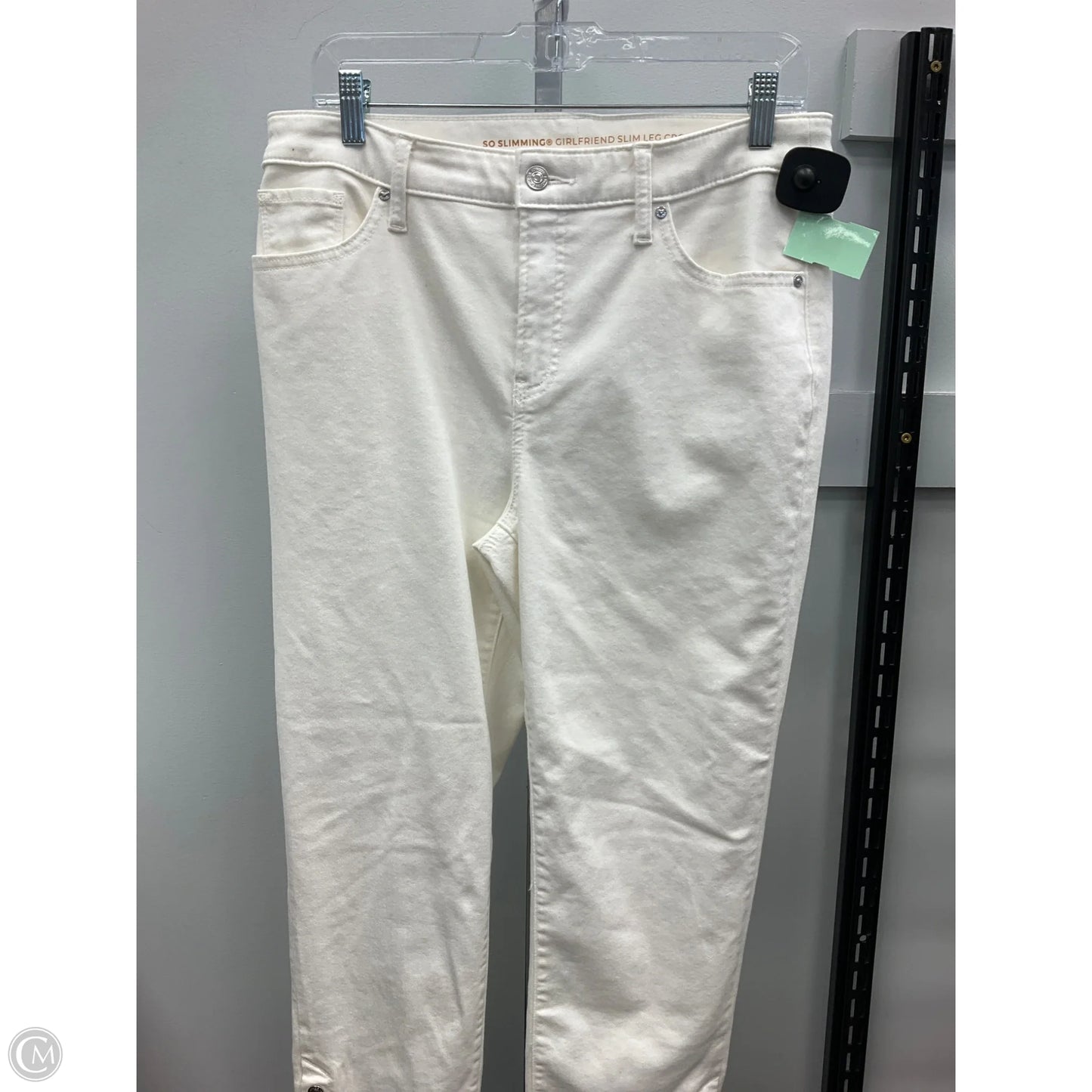 Pants Cropped By Chicos In White, Size: 8