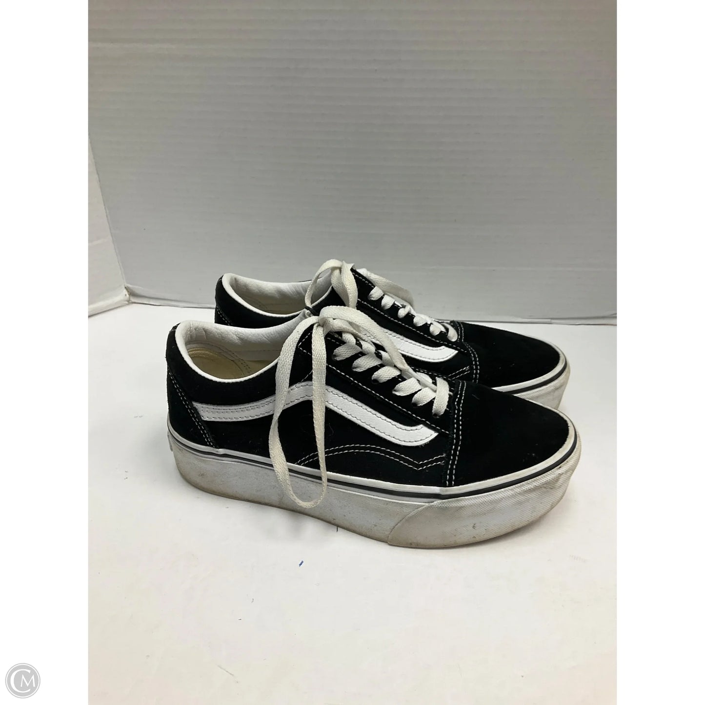 Shoes Sneakers Platform By Vans In Black & White, Size: 7