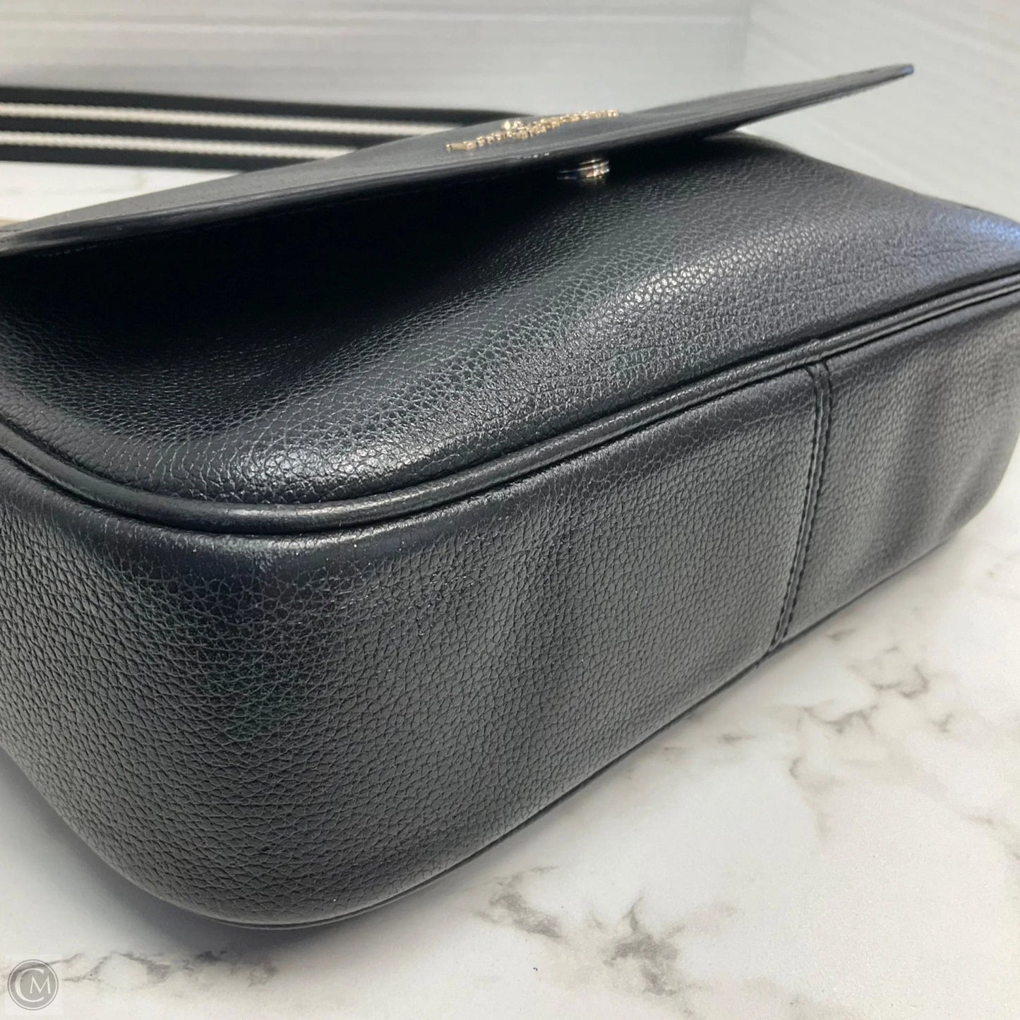 Crossbody Designer By Kate Spade, Size: Medium