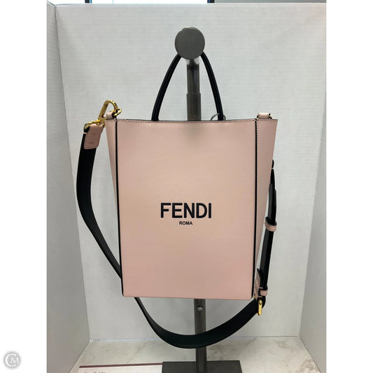 Handbag Luxury Designer By Fendi, Size: Medium