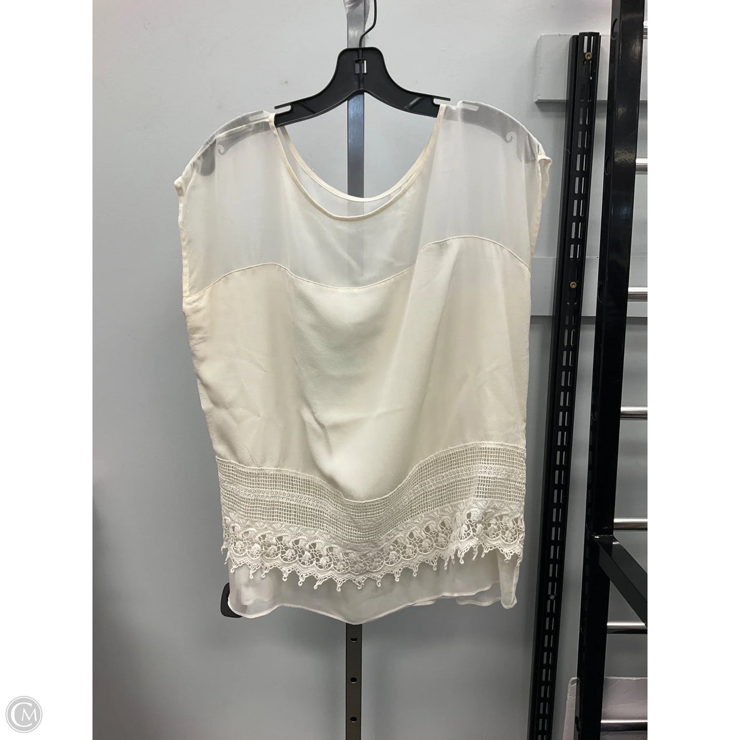 Top Short Sleeve By Bailey 44 In Cream, Size: M