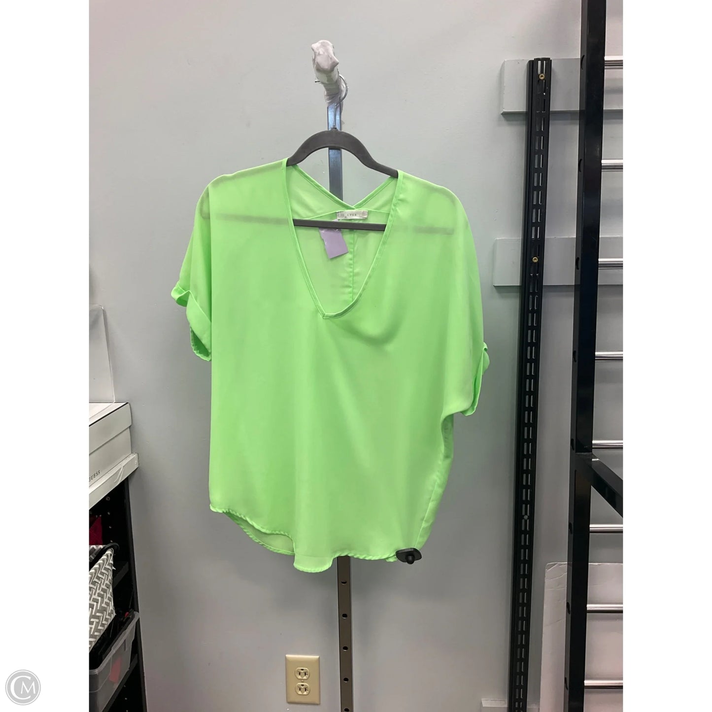 Top Short Sleeve By Lush In Green, Size: S