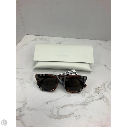 Sunglass Case Luxury Designer By Burberry