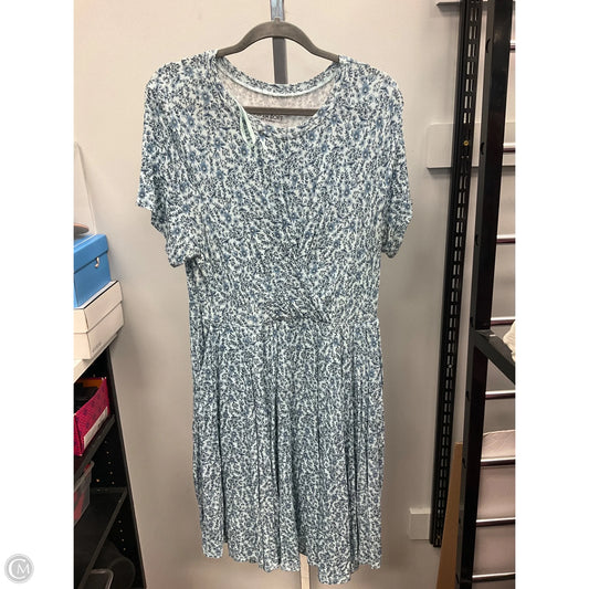 Dress Casual Short By Torrid In Floral Print, Size: 1x
