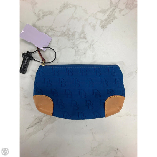 Makeup Bag Designer By Dooney And Bourke, Size: Small