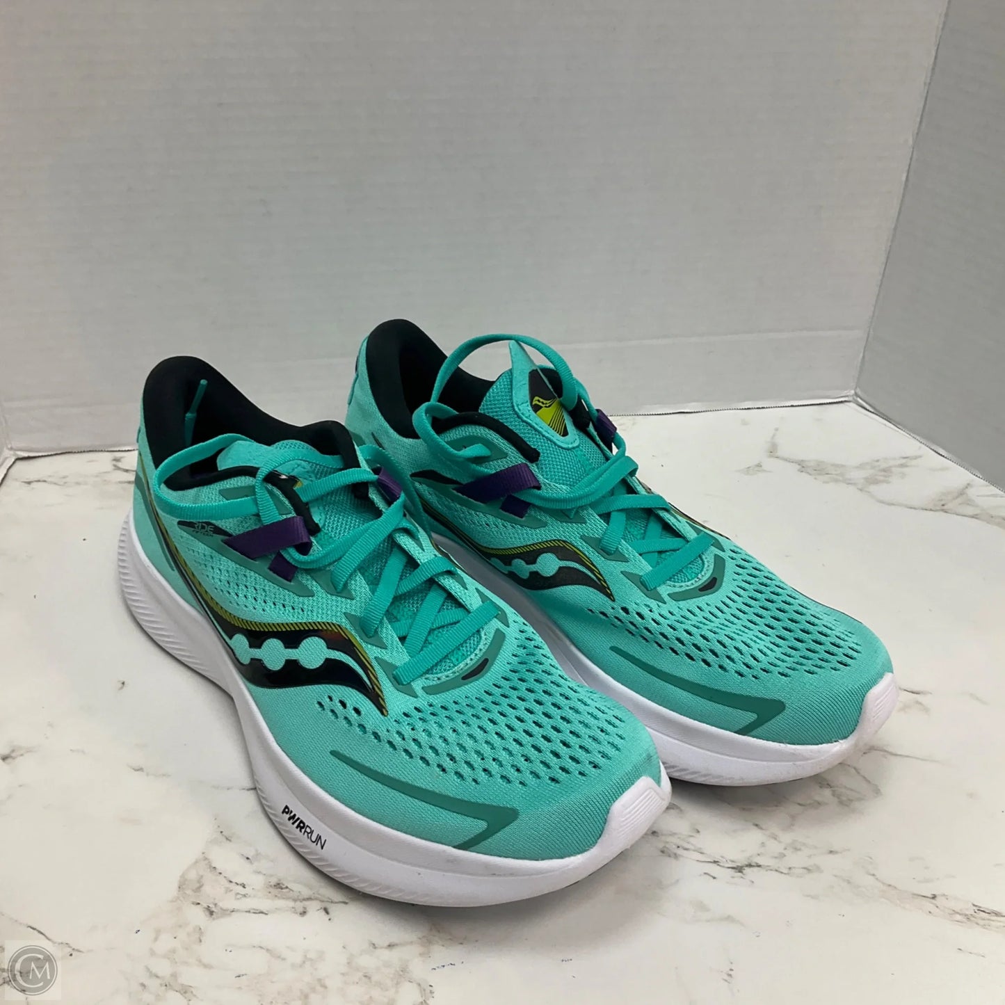 Shoes Athletic By Cmc In Aqua, Size: 9