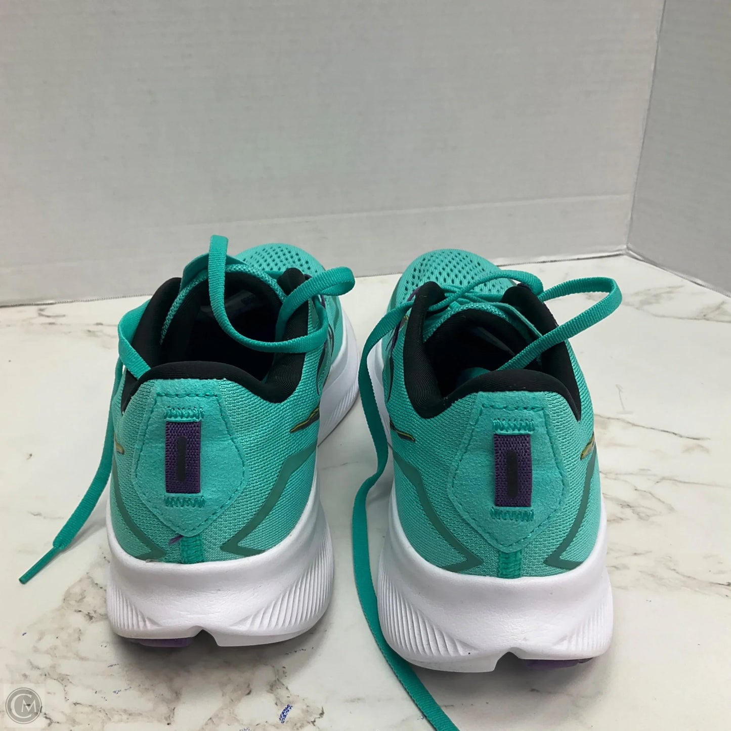 Shoes Athletic By Cmc In Aqua, Size: 9