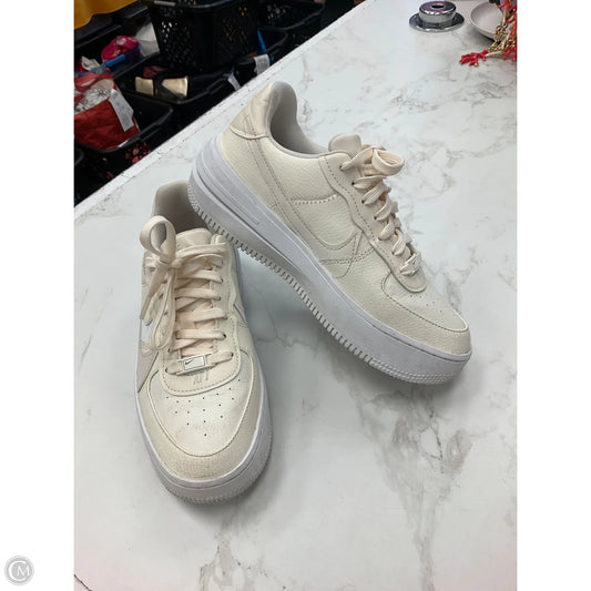 Shoes Sneakers By Nike In Cream, Size: 8