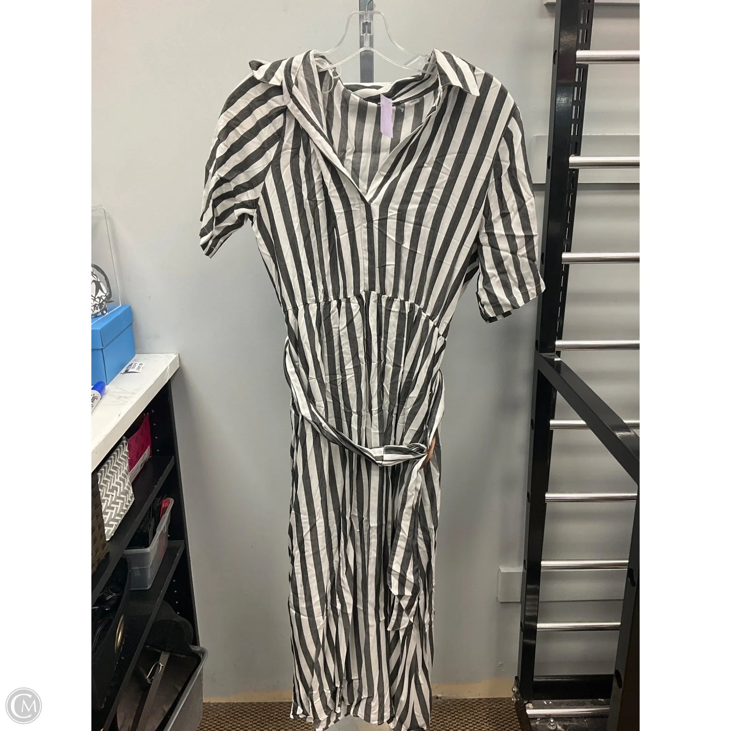 Dress Casual Midi By Tahari In Striped Pattern, Size: L
