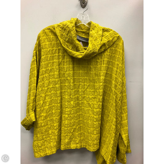 Top Long Sleeve By Cmc In Chartreuse, Size: M