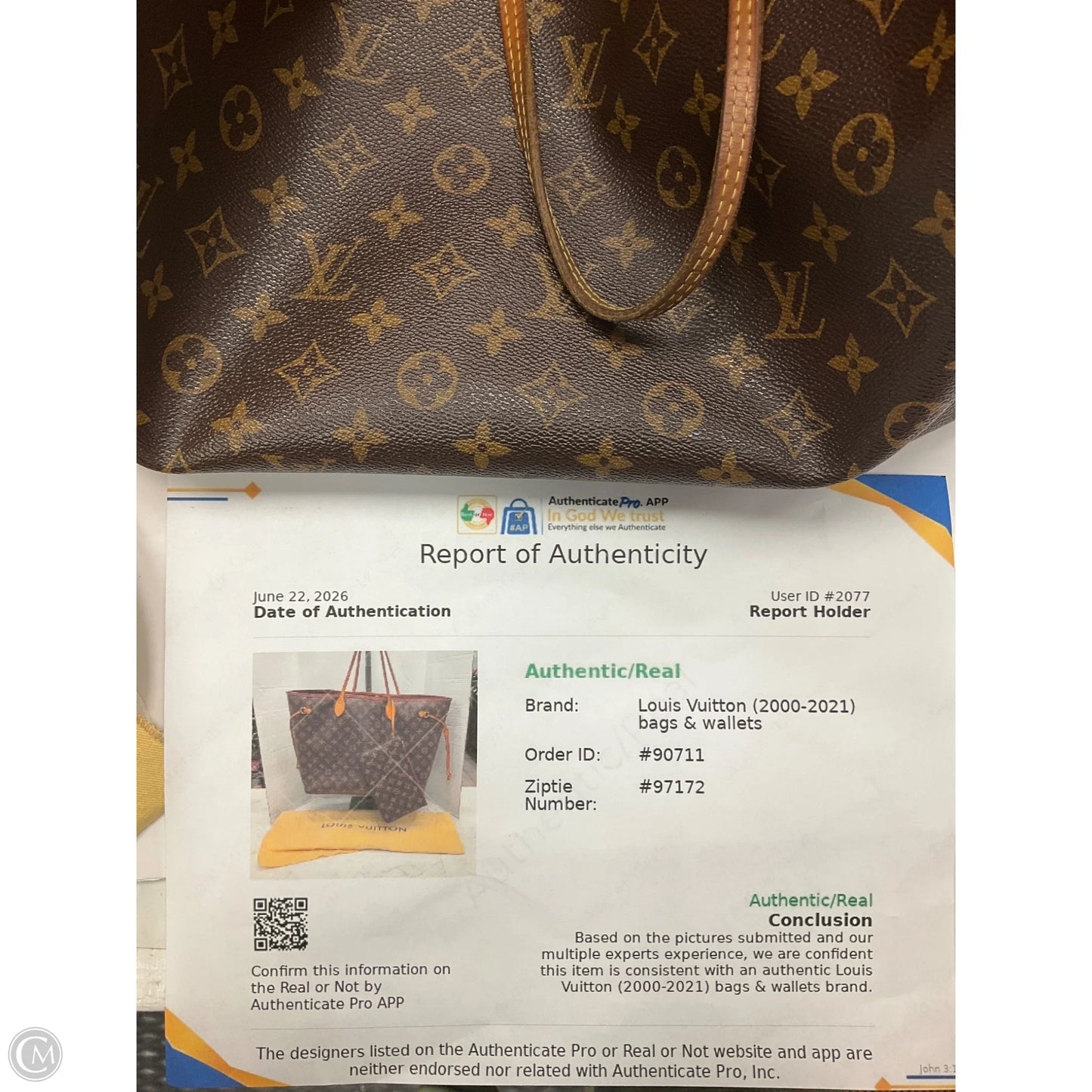 Handbag Luxury Designer By Louis Vuitton, Size: Large
