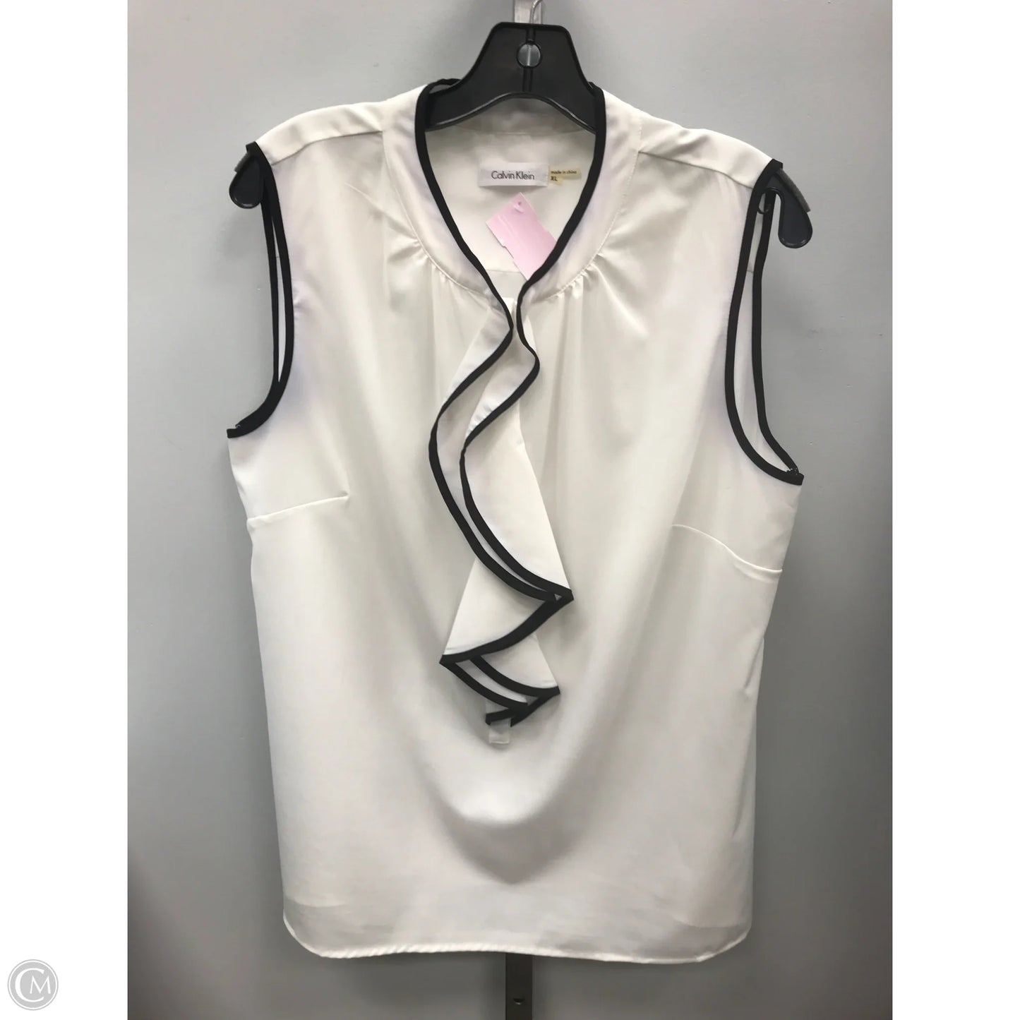 Top Sleeveless By Calvin Klein In Ivory, Size: Xl