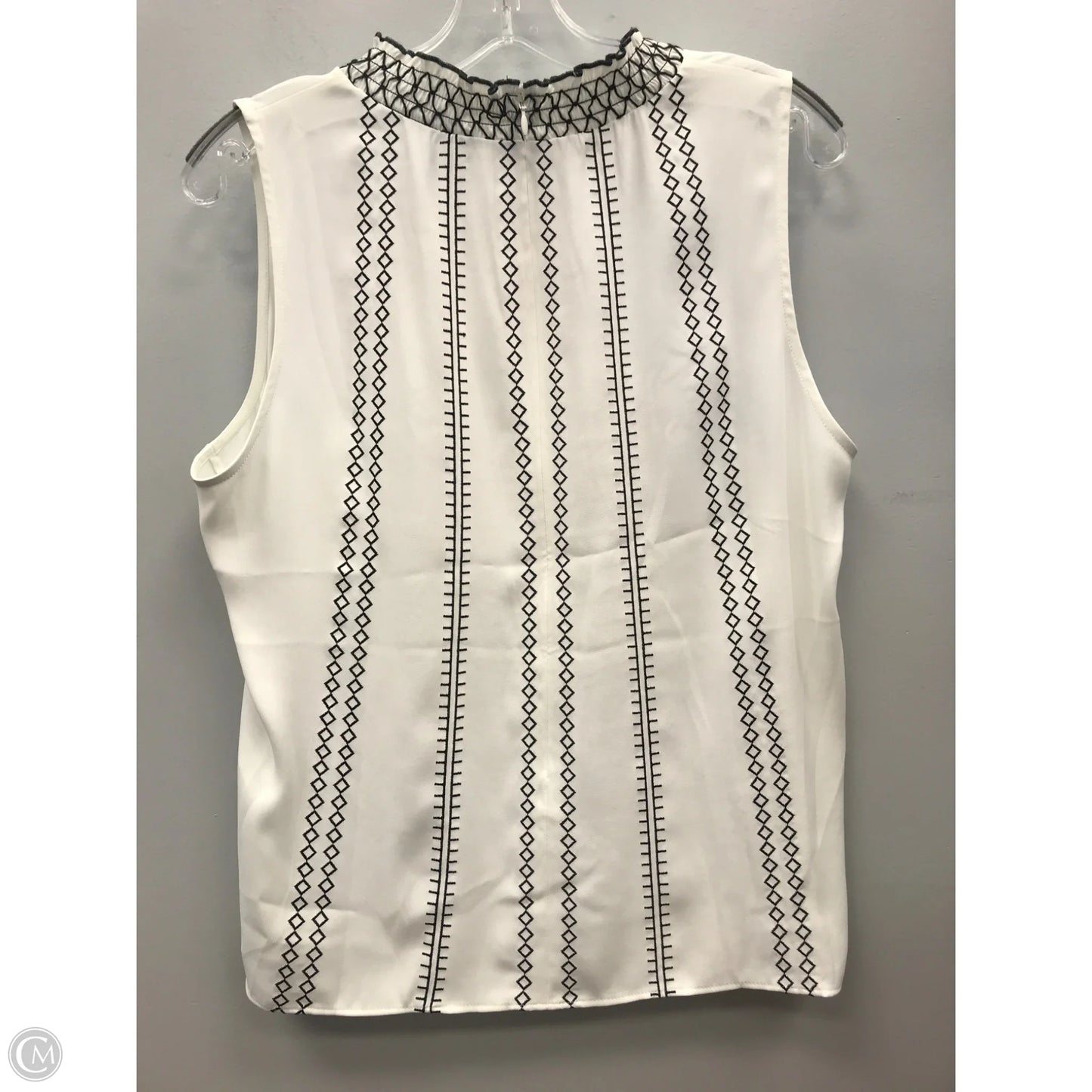 Top Sleeveless By White House Black Market In Black & White, Size: 12