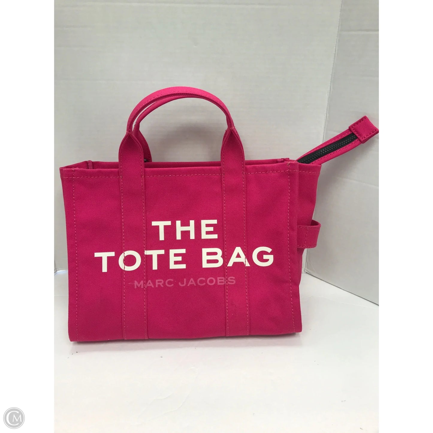 Handbag Luxury Designer By Marc Jacobs, Size: Medium