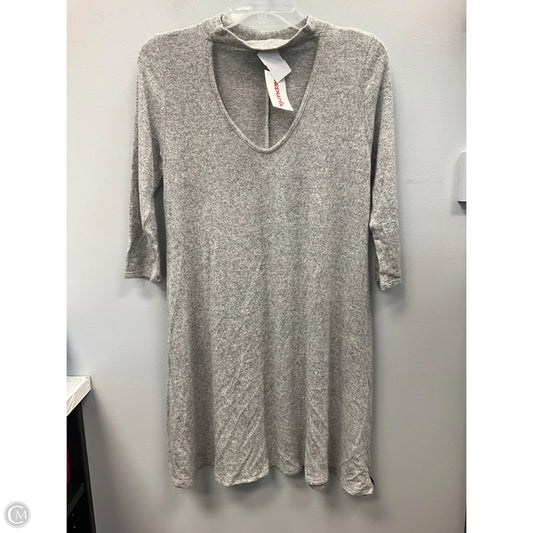 Dress Casual Short By Acemi In Grey, Size: M