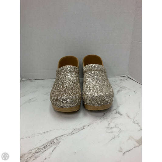 Shoes Heels Platform By Dansko In Gold, Size: 10