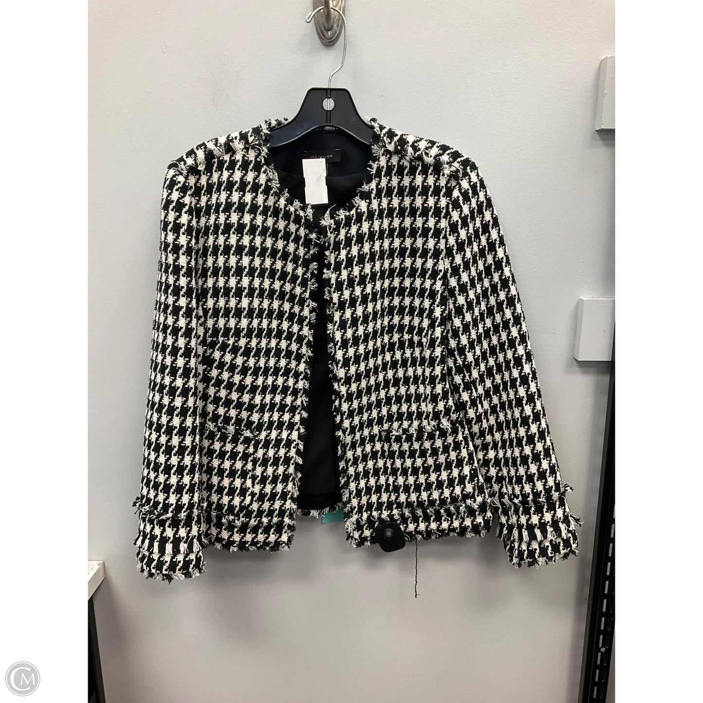 Blazer By Ann Taylor In Black & White, Size: 4