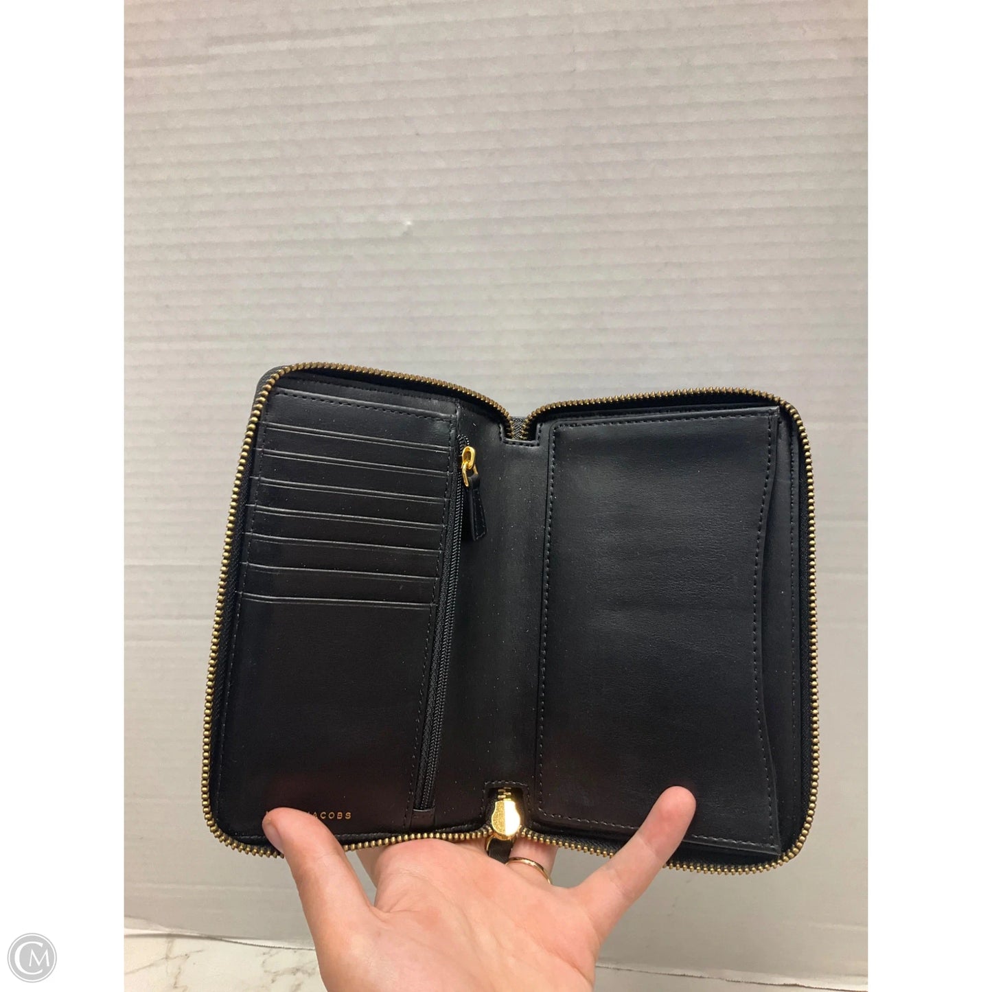 Wristlet Luxury Designer By Marc Jacobs, Size: Medium